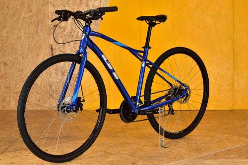 Transeo V2 (トランセオ V2) クロスバイク | GT Bicycles 日本語公式 